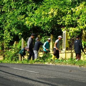 Jumat Bersih Bulakan, Bukti Peduli Lingkungan dan Kebersamaan